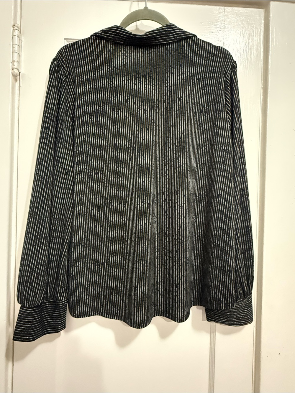 Adrianna Papell Black Pinstripe V-Neck Collared Shirt - Picture 4 of 5